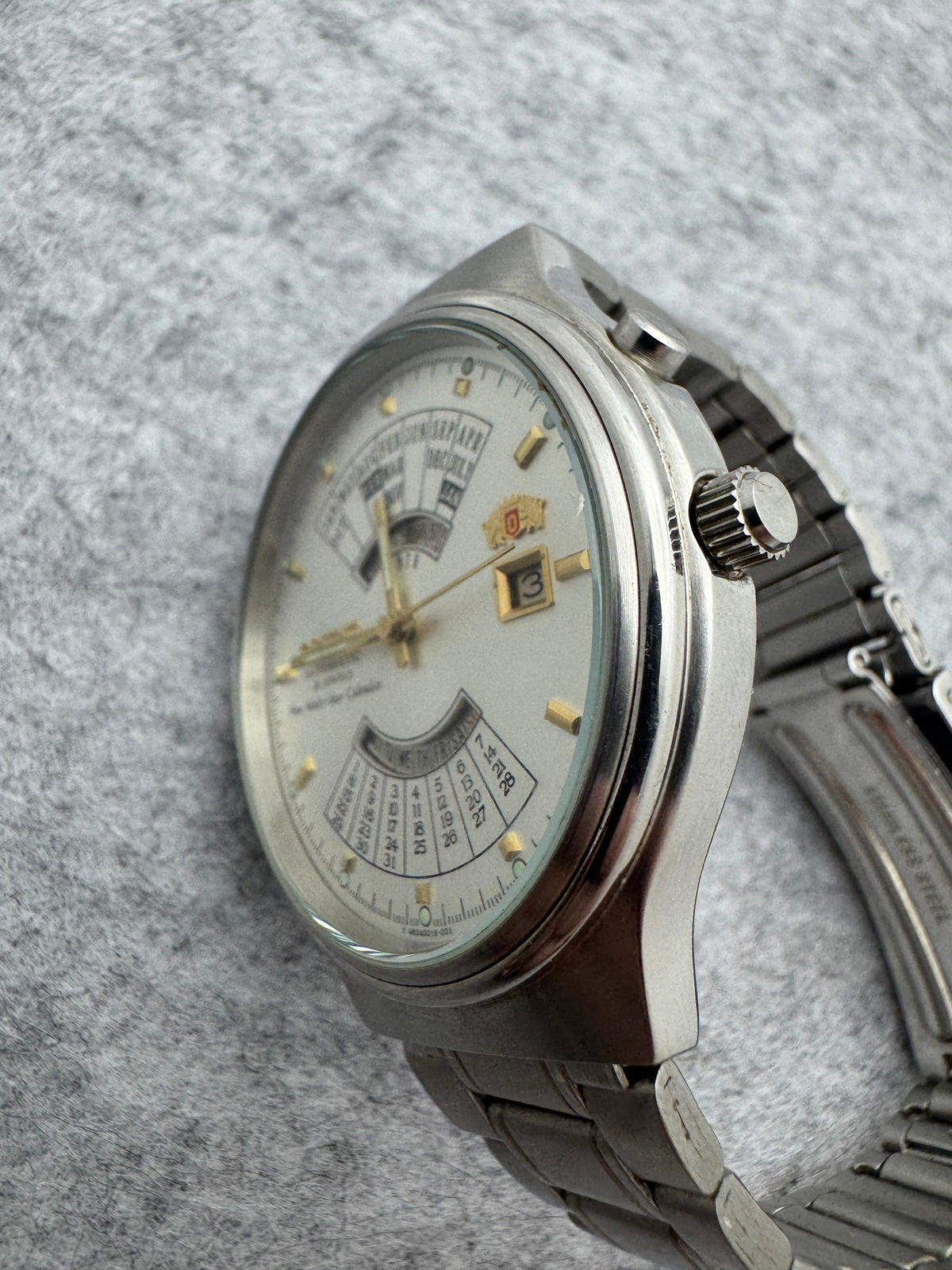 Orient New Multi-Year Calendar – JDM - Automatic 21 Jewels – late 1990s, approx. 43 mm