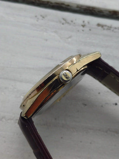 King Seiko Hi-Beat 5626-7000 – Calibre 5626A, Suwa Seikosha – boîtier plaqué or avec médaillon en or – janvier 1969 – récemment révisée