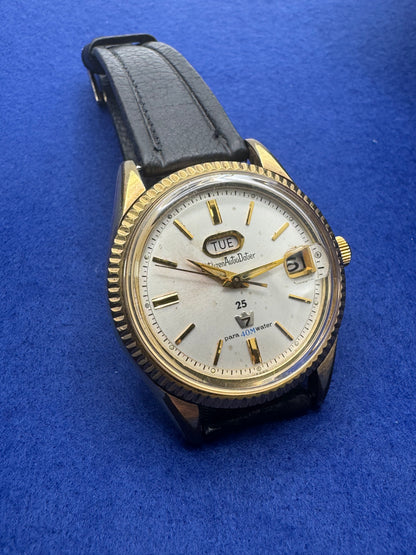 Citizen Auto Dater Seven 25 Jewels – Ref. AW14701 – 40,1 mm Gehäuse – Tag/Lupendatum - in Japan revidiert