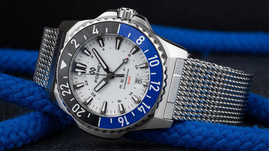 Formex Reef GMT 42 mm Weiß mit Bicolor-Keramiklünette Schwarz/Blau am Edelstahlarmband