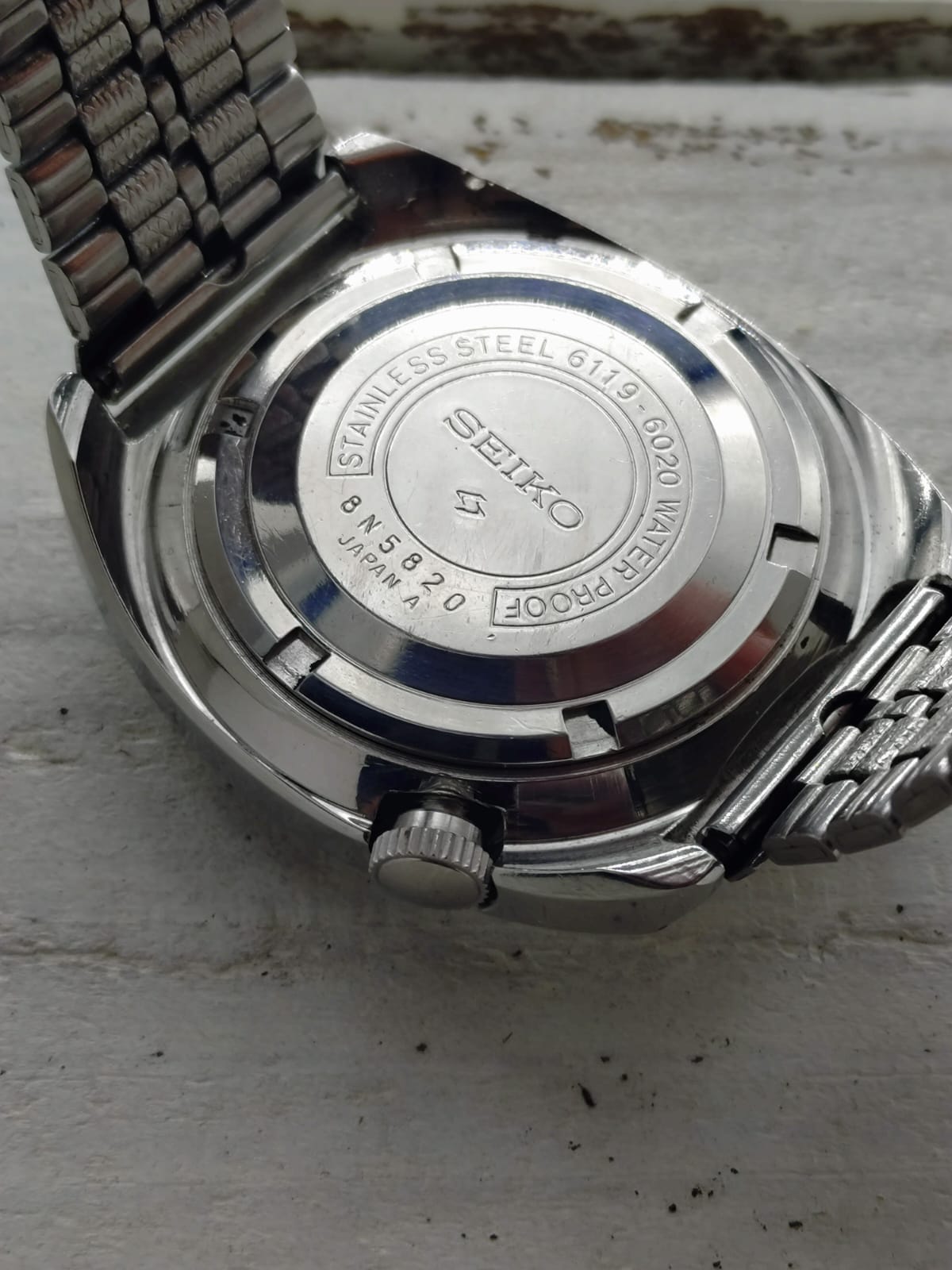 Seiko 5 Sports 6119-6020 – Calibre 6119, 21 rubis, Suwa Seikosha – lunette interne via la couronne, « Water 70 Proof » – novembre 1968 – fraîchement révisée