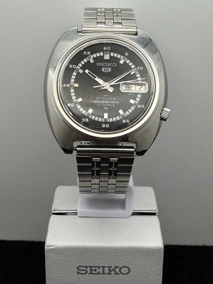Seiko 5 Sports – Ref. 7019-7000 (November 1969, Japan)