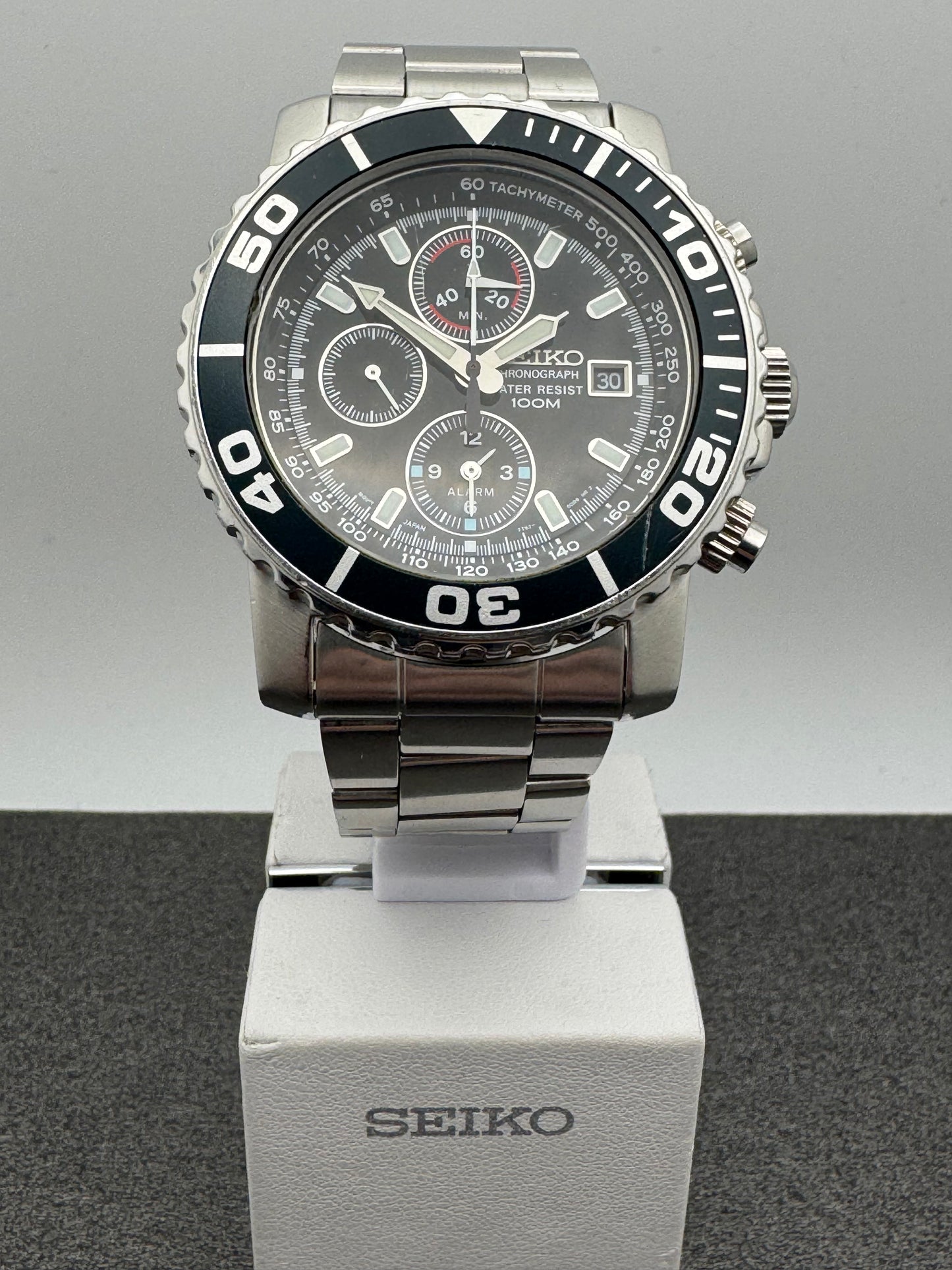 Seiko Chronograph 7T62-0CV0 (Japan, August 2005)