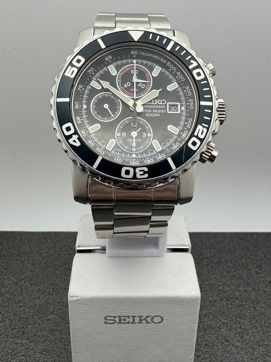 Seiko Chronograph 7T62-0CV0 (Japan, August 2005)