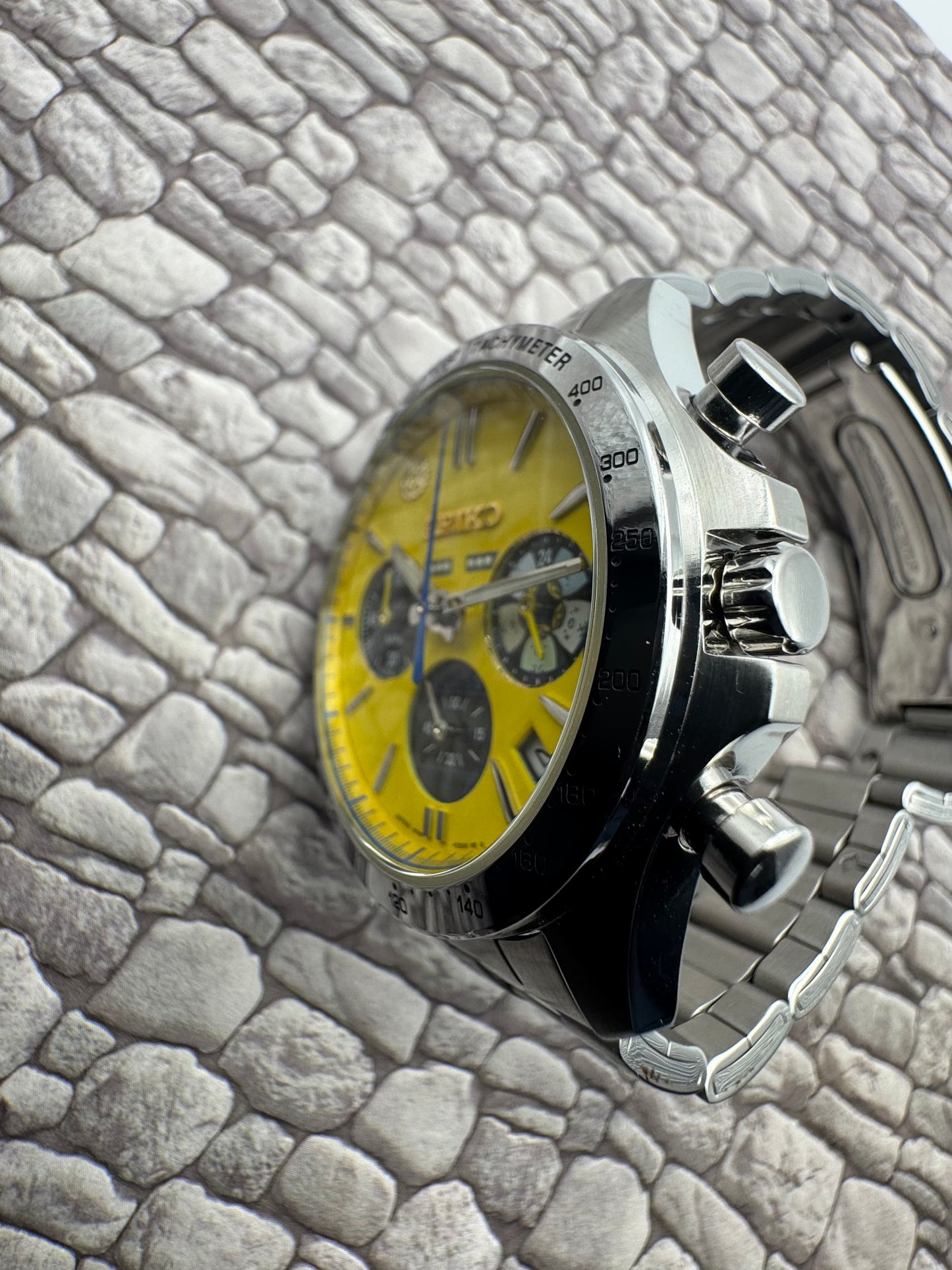 Seiko 8T63-03N0 Doctor Yellow × Sumikko Gurashi Collaboration Limited Edition (506 von 5.000)