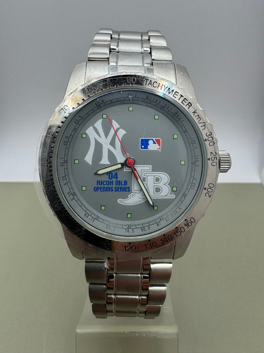 Ricoh MLB Opening Series 2004 – New York Yankees vs. Tampa Bay Devil Rays – limitierte Japan-Eventuhr – NOS Full Set