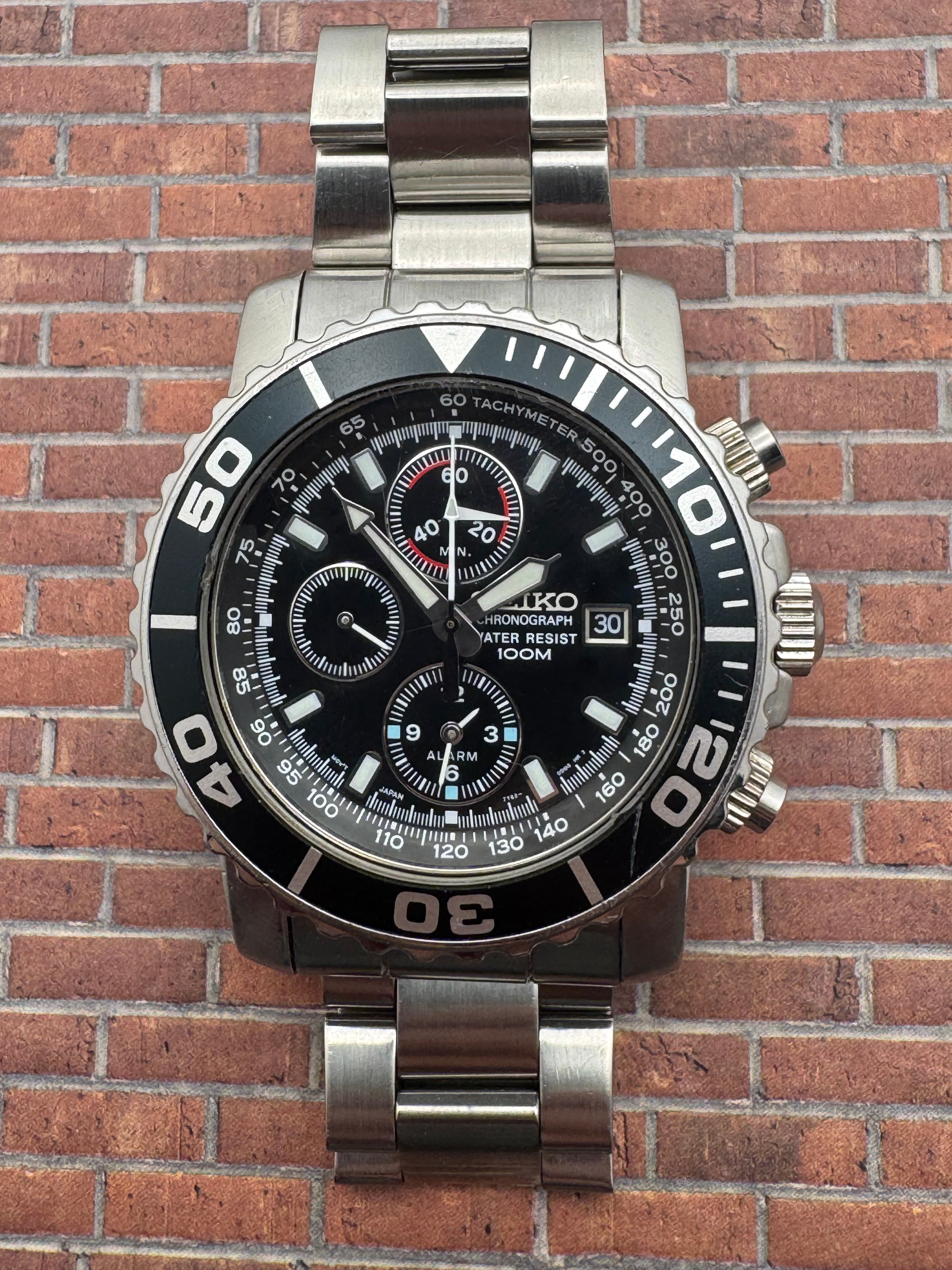 Seiko Chronograph 7T62-0CV0 (Japan, August 2005) – Japanese