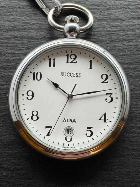 Alba Taschenuhr „Success“ – Ref. V742-0A10 – Seiko Group – Juni 1994