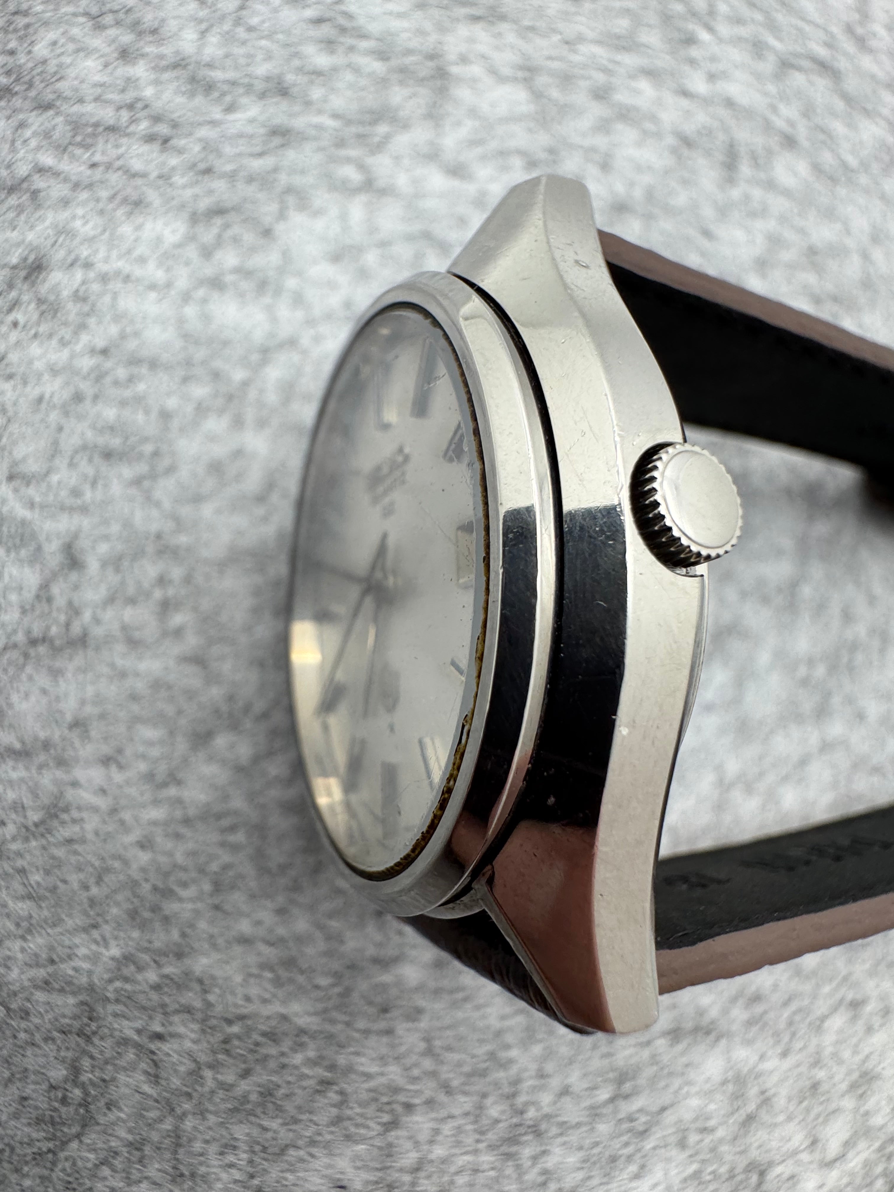 Seiko Quartz QZ – Ref. 0922-8000 (June 1975, Japan) – Japanese