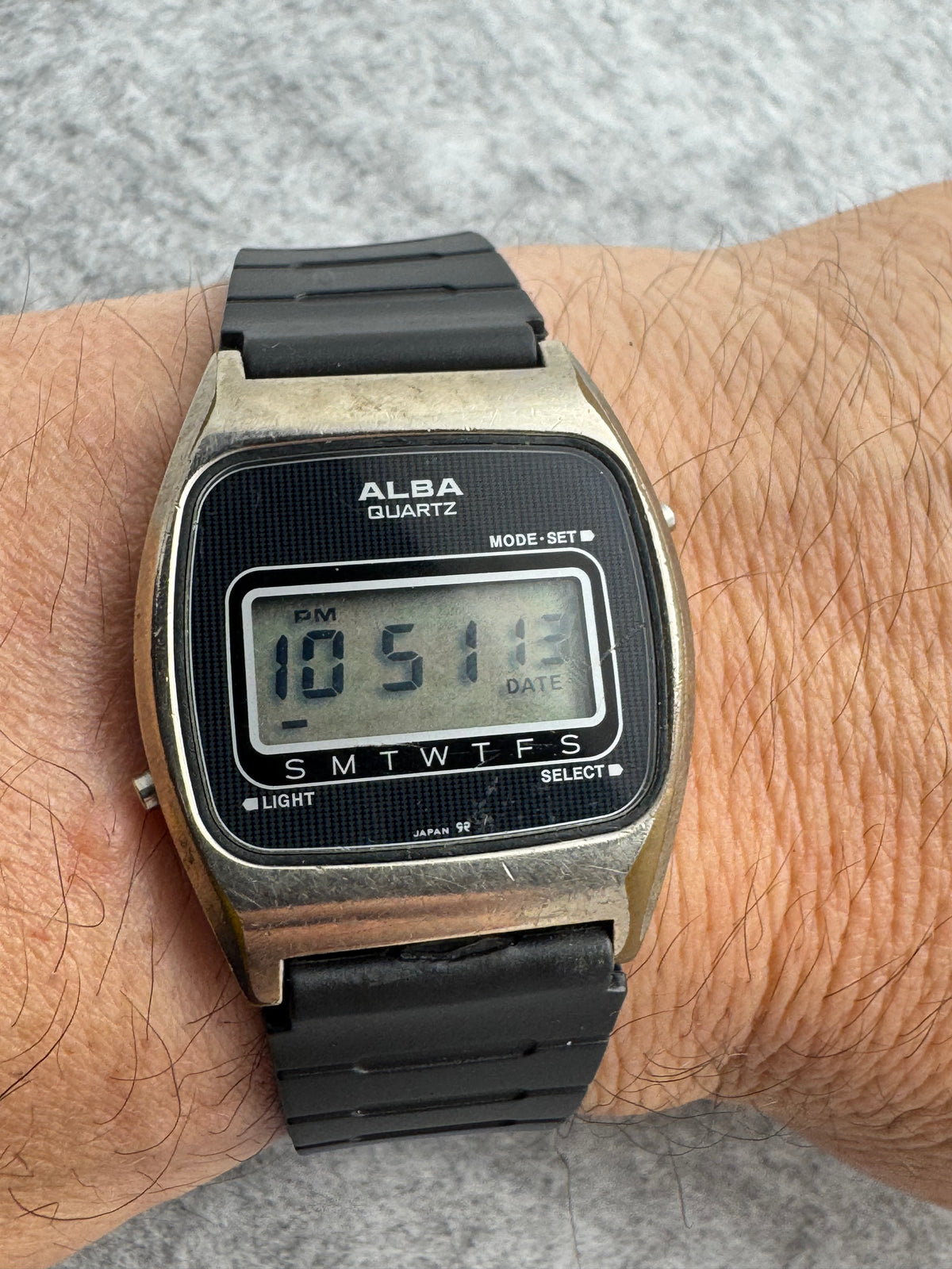 ALBA Quartz Y723-4000 – Juni 1989 - digitale Seiko-Zweitmarke mit Displaybeleuchtung – revidiert