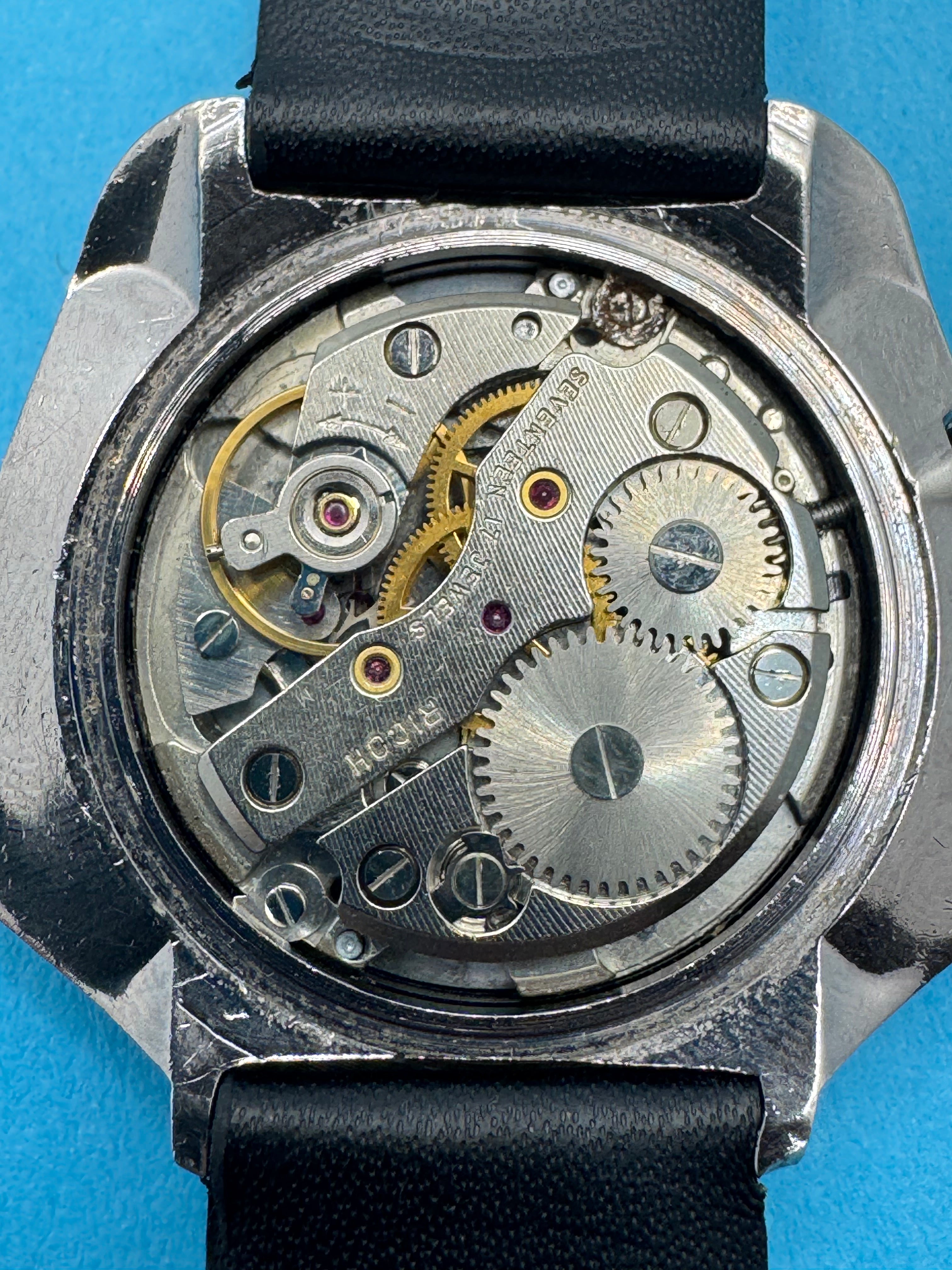 Rarität: Ricoh EXPO '70 – Seltene Handaufzugsuhr zur Osaka