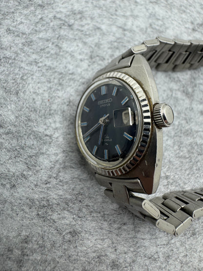 Seiko Chorus 2518-0130 – Manual winding – February 1969 – blue dial – Original bracelet