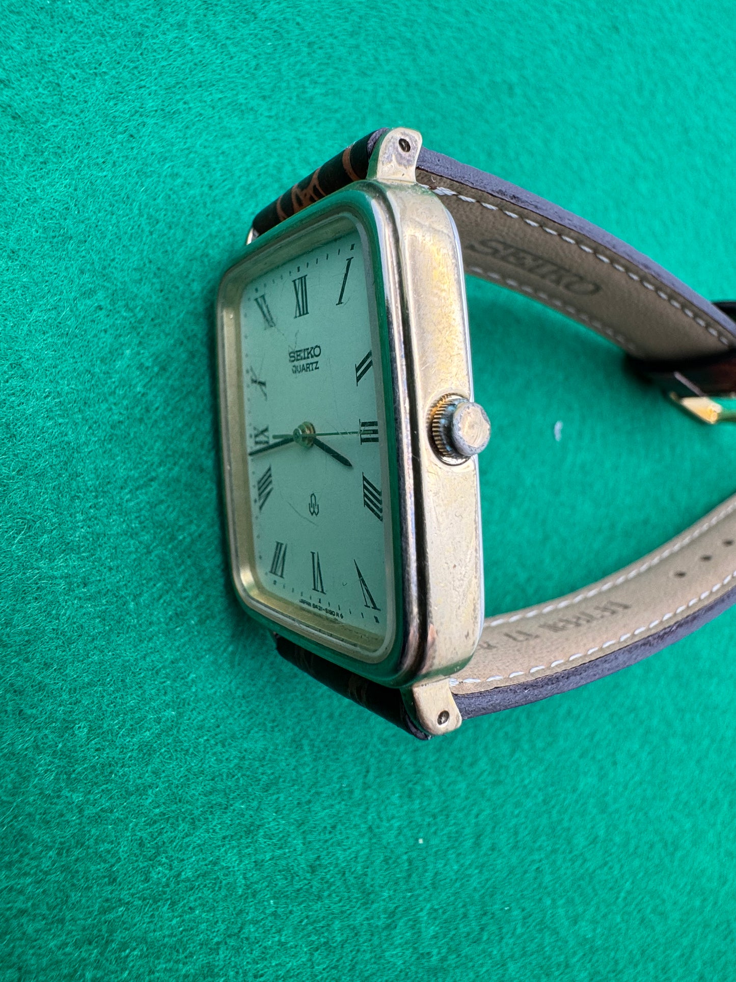 Seiko Quarz 6431-5090 – Rechteckige Dresswatch der frühen 1980er Jahre (Januar 1981)