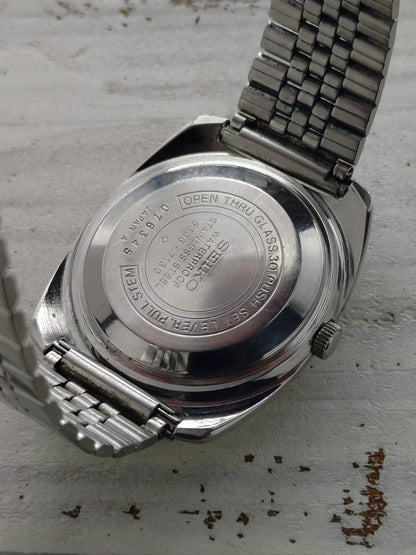 Seiko Lord Matic 5606-7130 – Caliber 5606, 25 jewels, Suwa Seikosha – Linen dial, monocoque case – July 1970 – freshly serviced
