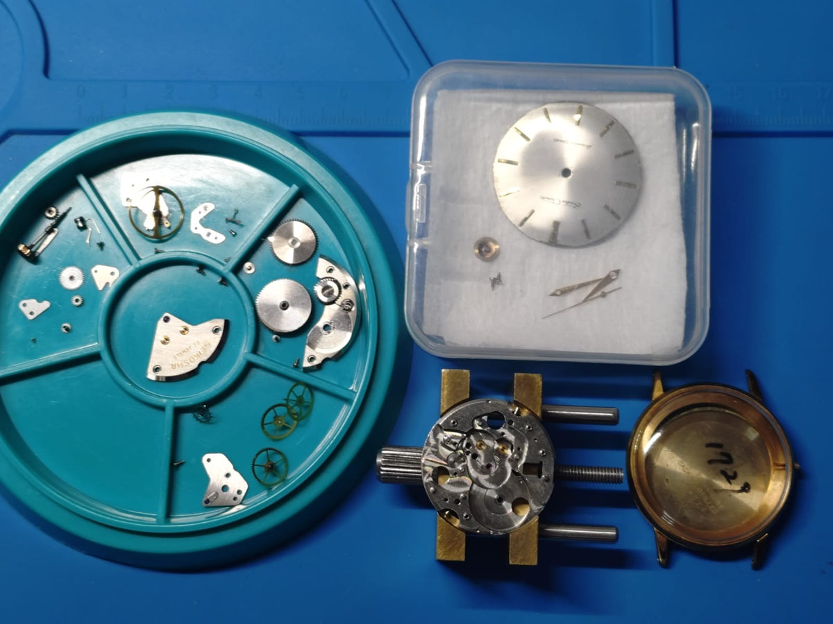 Seiko Crown « Diashock 21 Jewels » – Réf. J15003E – Calibre 560, remontage manuel – boîtier plaqué or, début des années 1960 – fraîchement révisée