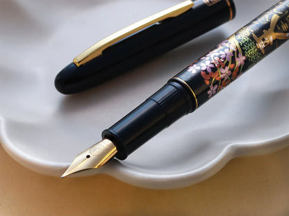 Kuretake Kindai Maki-e – Sakura no Sono