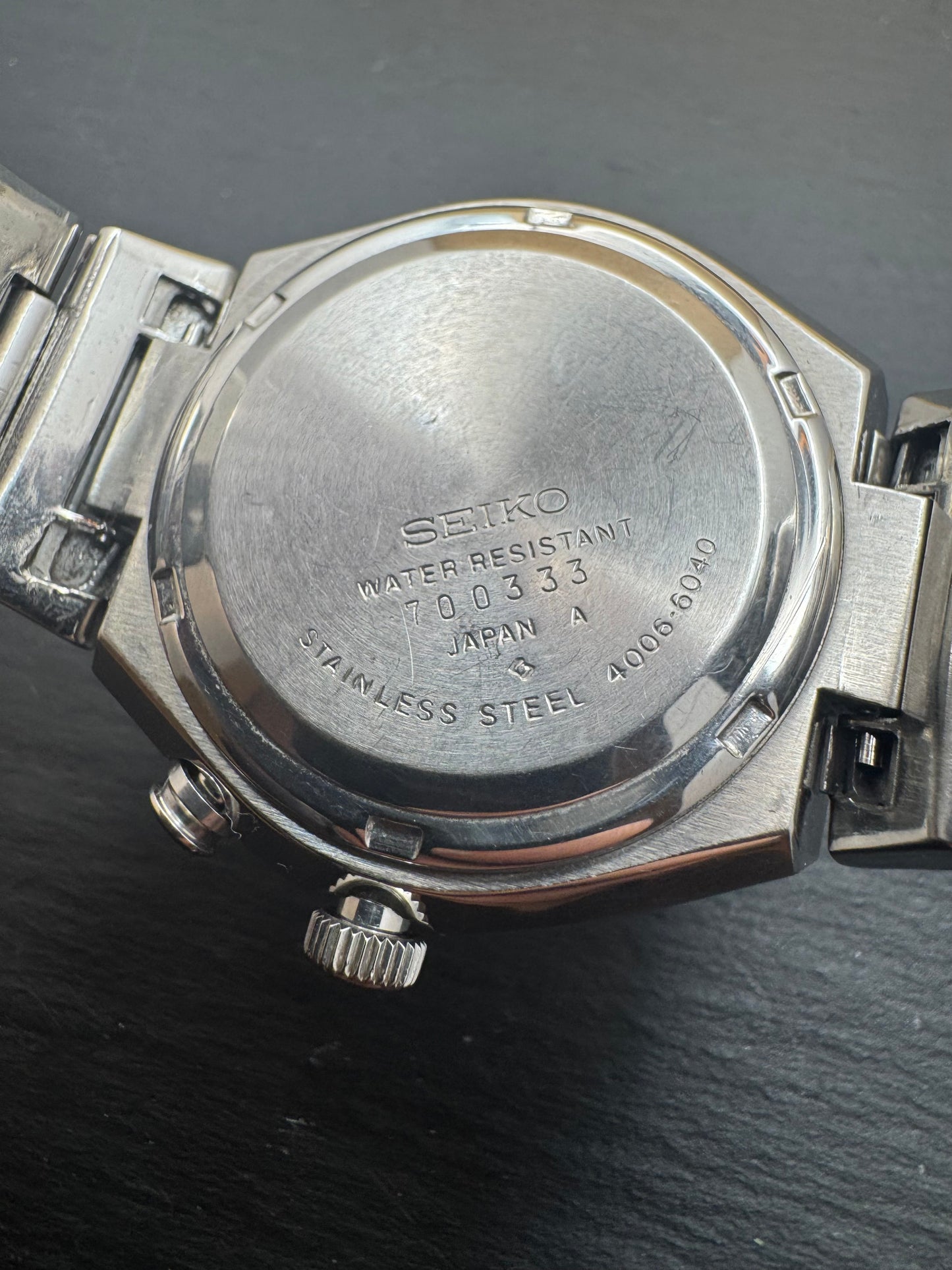 Seiko Bell-Matic (Oktober 1977) – mechanische Alarmuhr mit ikonischem Gold-Zifferblatt