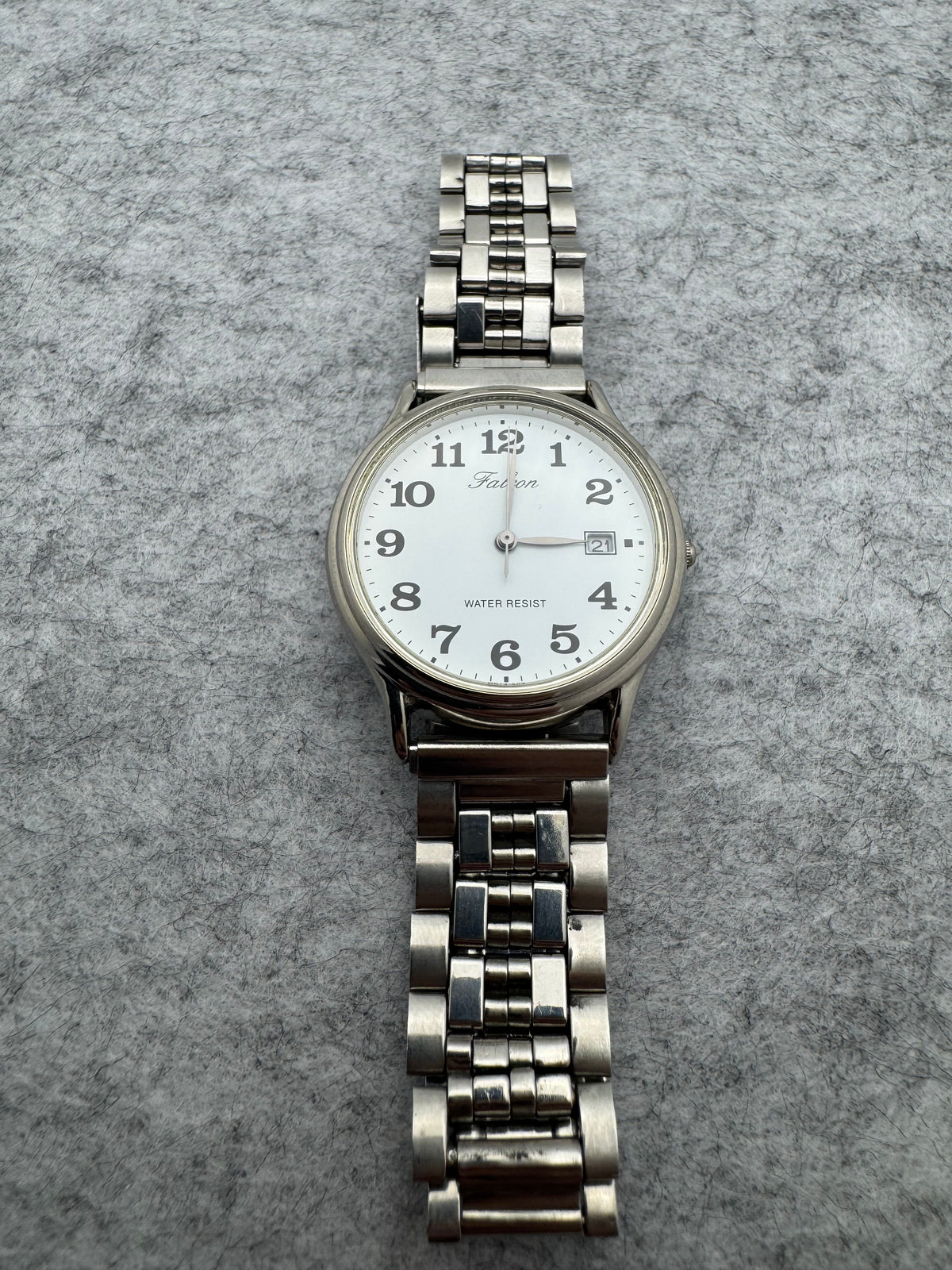 Q&Q Falcon 2115 - JDM Quartz with Date - Citizen Sub-brand from Japan