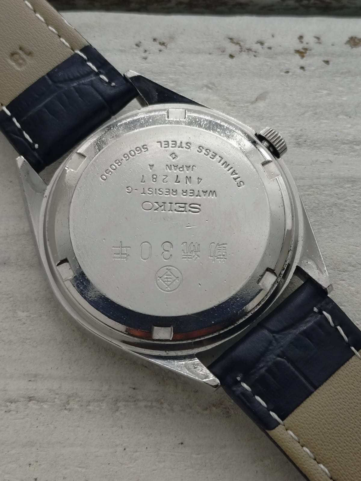 Seiko Lord Matic 5606-8050 – Caliber 5606A, 23 jewels – green gradient dial – Mitsui Group service anniversary watch, November 1974 – freshly serviced