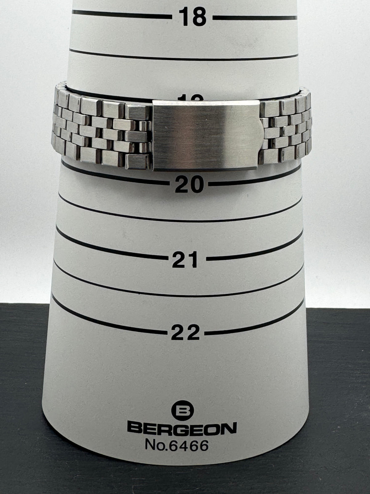 Seiko 5 Sports 6106-8120 – Kaliber 6106, Suwa Seikosha – drehbare Lünette, „Water 70 Proof" – September 1968 – frisch revidiert