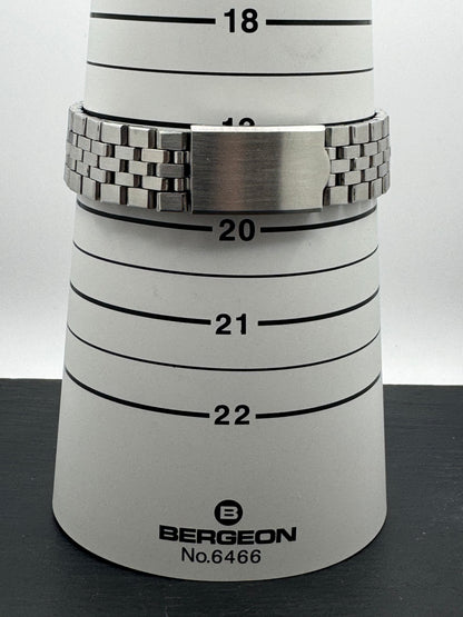 Seiko 5 Sports 6106-8120 – Kaliber 6106, Suwa Seikosha – drehbare Lünette, „Water 70 Proof" – September 1968 – frisch revidiert