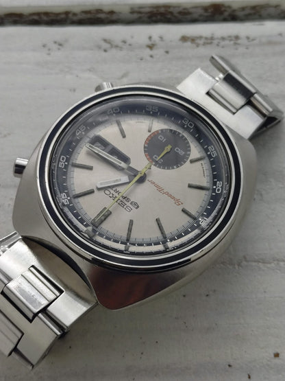 Seiko 5 Sports Speed-Timer 6139-7020 – Caliber 6139, 21 jewels, Suwa Seikosha – champagne dial, original bracelet – November 1971 – freshly serviced