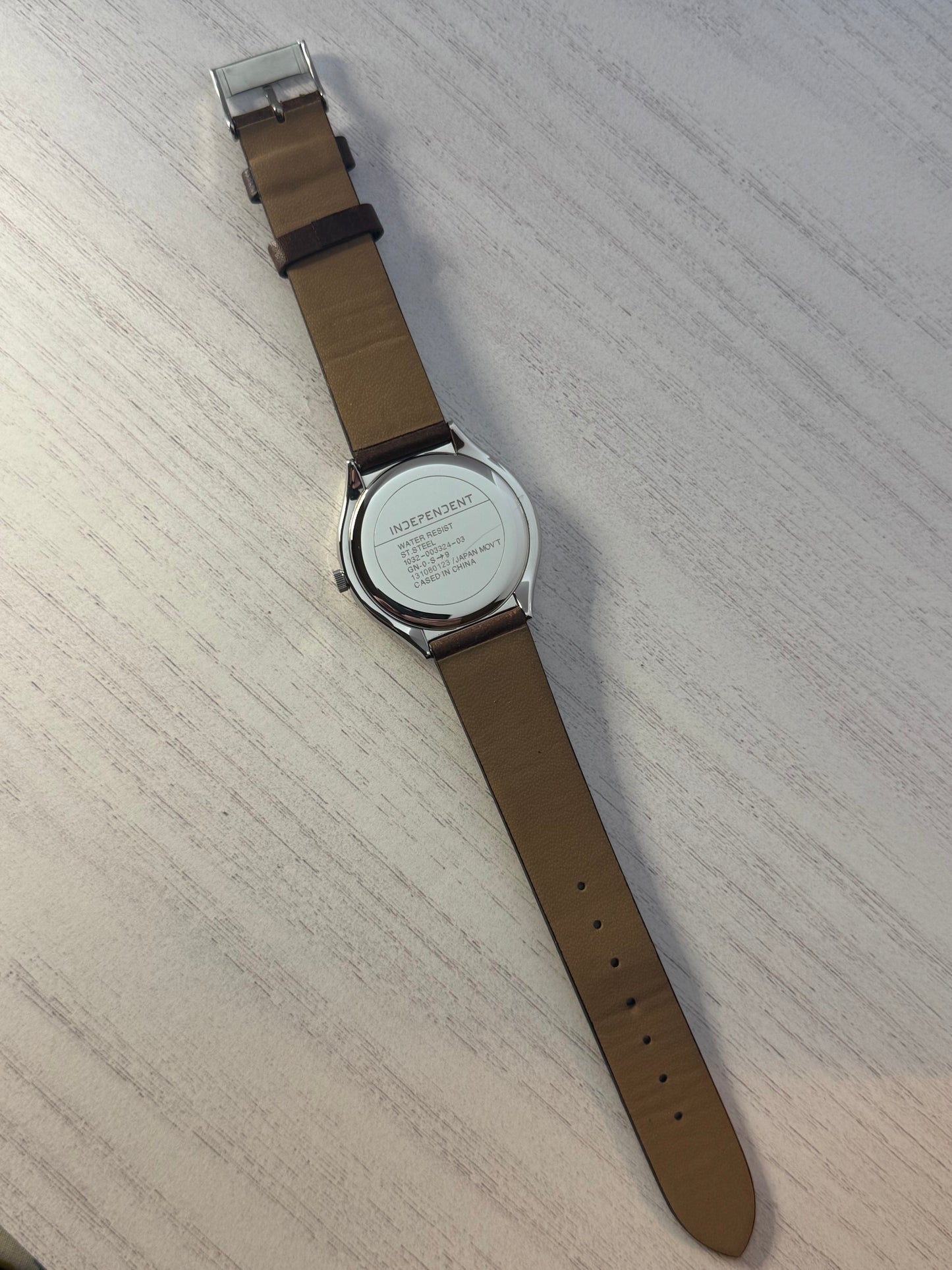 Citizen Independent – Herrenarmbanduhr (Quarz) mit aufklappbarem Deckel, neuwertig