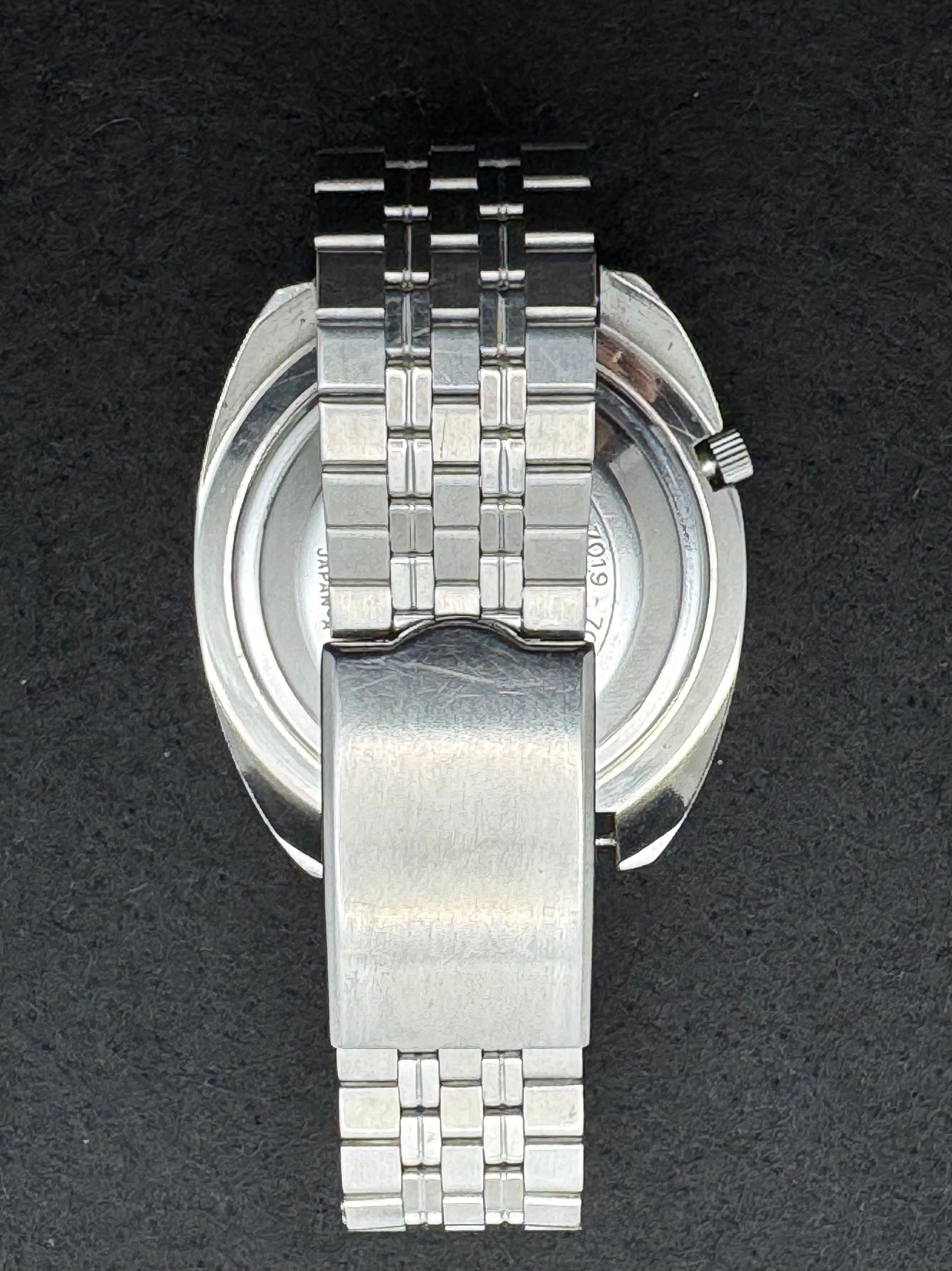 Seiko 5 Sports – Ref. 7019-7000 (November 1969, Japan) – Japanese