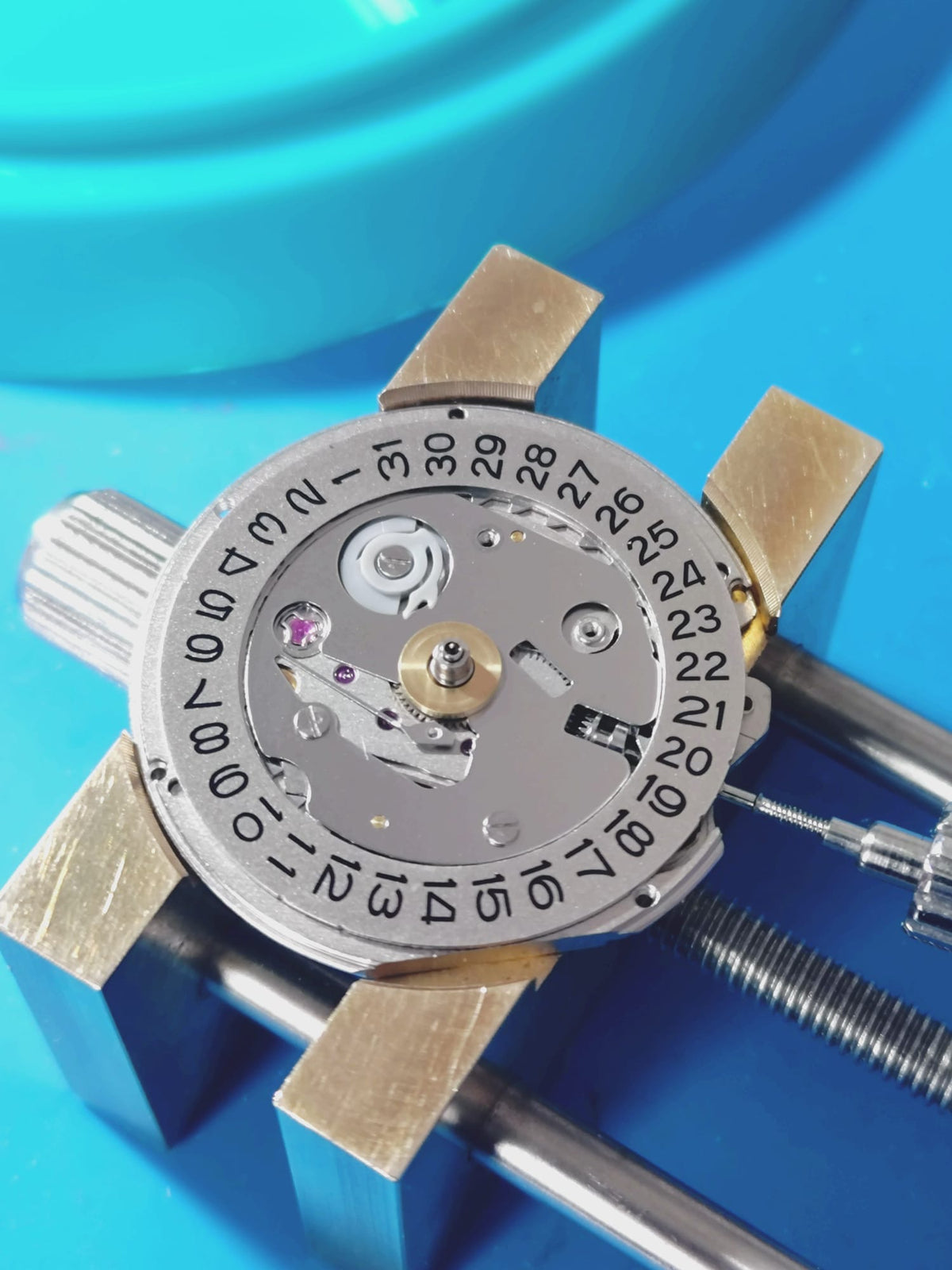 Rarity: TAKUMiSM Shinshu TEC0100W – No. 145 of 150 – built by Japanese master watchmakers – practically unobtainable in Europe