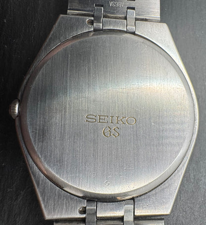 Grand Seiko 9587-8000 – Ultra Flat Quartz (November 1979, Originalband, frisch revidiert)