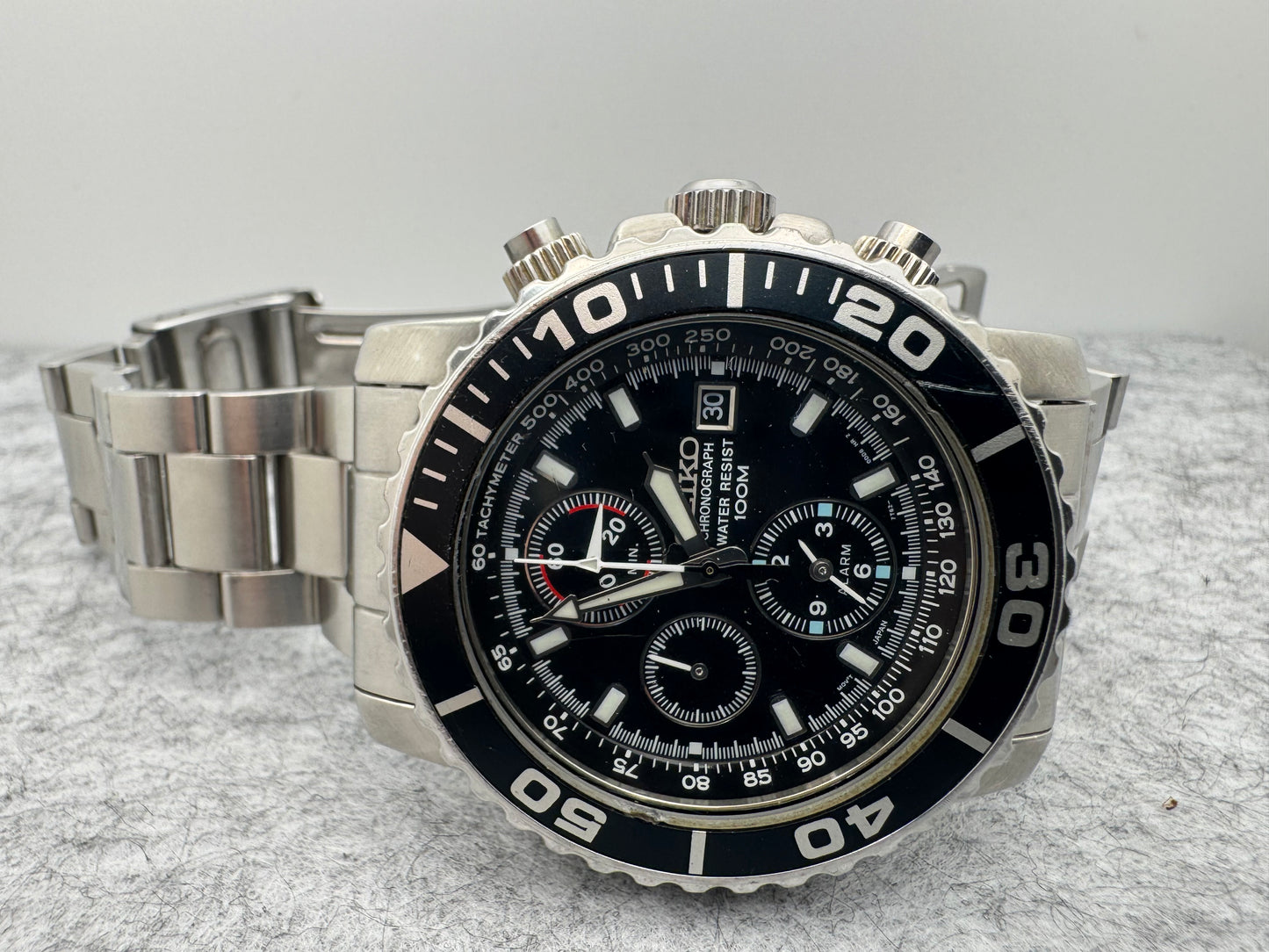 Seiko Chronograph 7T62-0CV0 (Japan, August 2005)