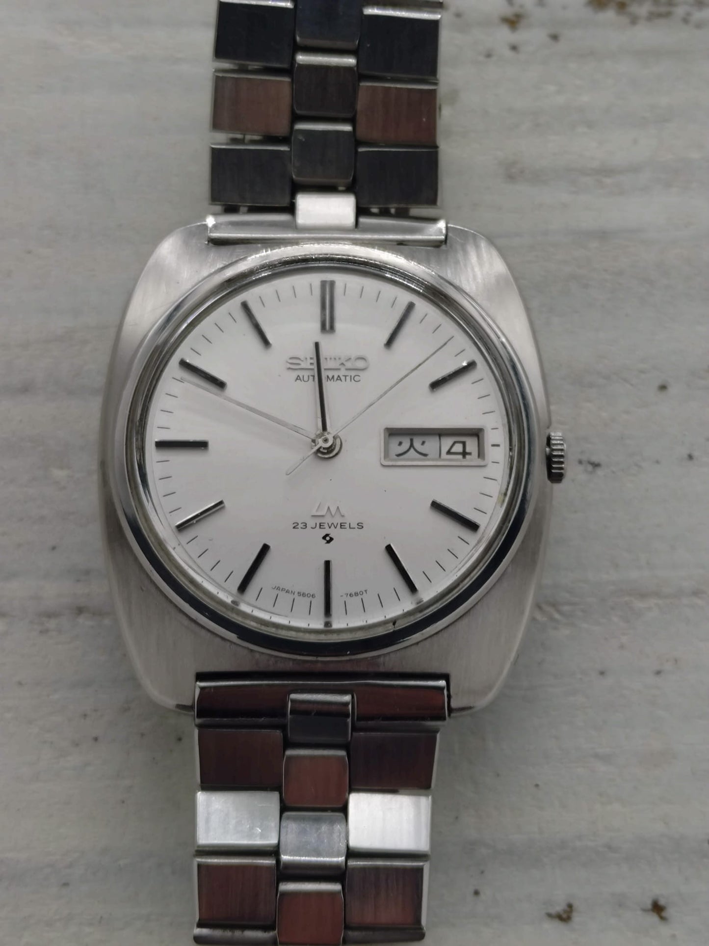 Seiko Lord Matic 5606-7130 – Dez. 1969 – Day-Date, Original-Stahlband, revidiert
