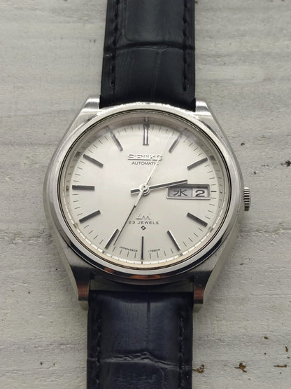 Seiko Lord Matic 5606-7072 – Caliber 5606A, 23 jewels, Suwa Seikosha – matte silver dial – January 1974 – freshly serviced