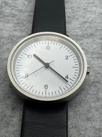 MUJI Solar – Wristwatch with Citizen Solar Movement and Zero-Digit Dial – Very Well Preserved