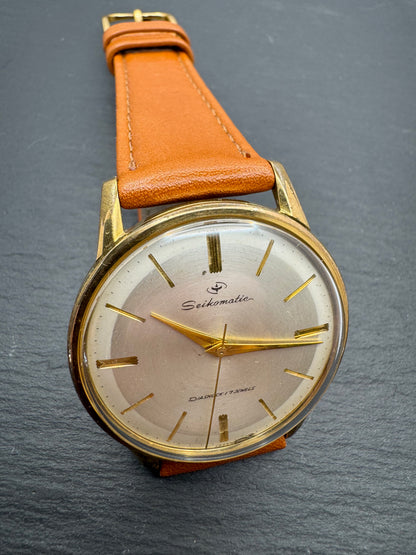 Seiko Seikomatic Ref. 15007DE, goldplattiert, frisch in Japan revidiert, mit NOS-Lederband, frühe 60er Jahre