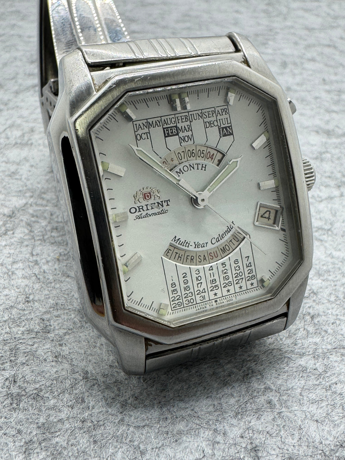 Rare Orient Multi-Year Calendar – Automatic – Ref. EUAA-C0 CS – octagonal stainless steel case – 50 m