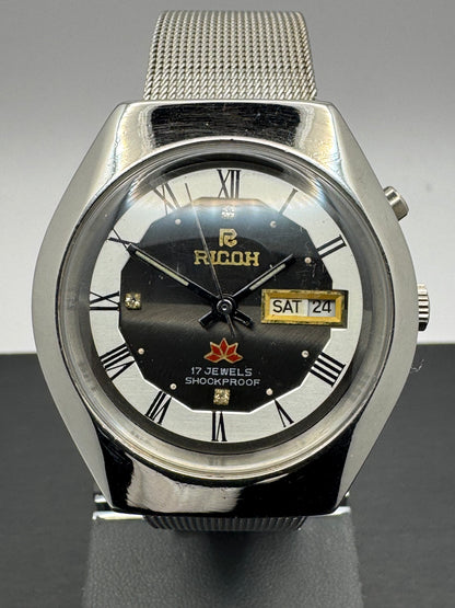 Ricoh Automatic Day-Date, 17 Jewels, schwarzes Zifferblatt mit römischer Minuterie, frisch in Japan revidiert