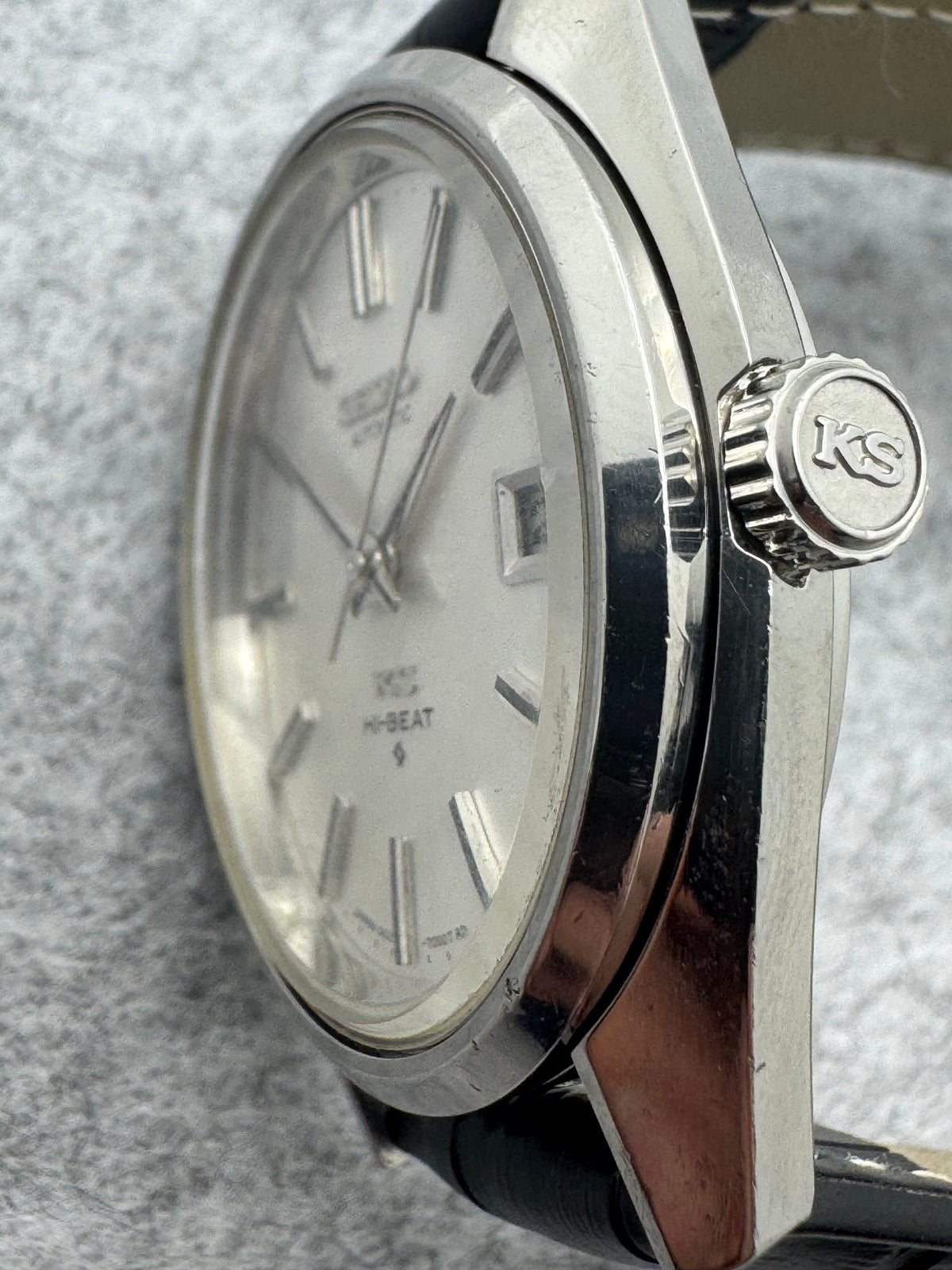King Seiko Hi-Beat Réf. 5625-7000 – Décembre 1969 – Daini Seikosha – avec médaillon – révisée