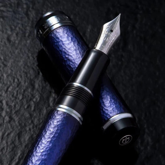 Japan Blue Fountain Pen – Tradition in Farbe und Form