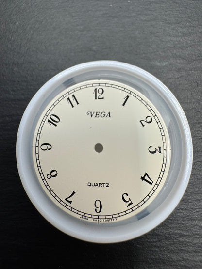 Citizen Original Dial 4A30-408176 "VEGA" (round, cream/railroad) – NOS