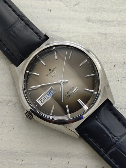 Seiko Lord Matic 5606-8130 – Rauch-Verlaufszifferblatt & Facettenglas – 23 Jewels, um 1975