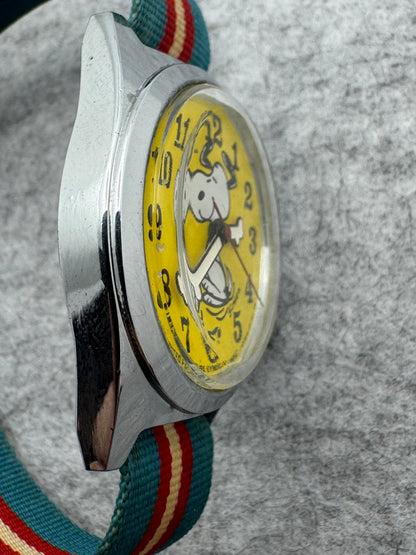 Citizen Snoopy / Peanuts – early 70s Ref. 4-120418 – Mechanical Hand-Wound – Bone Hands – Vintage Japan