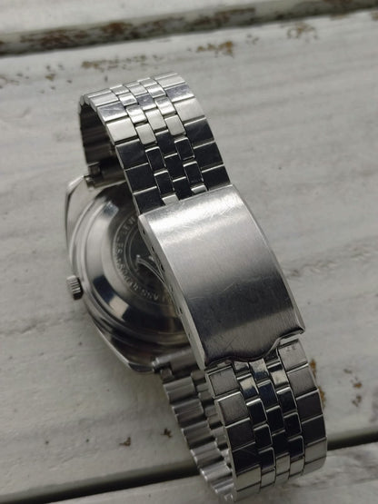 Seiko Lord Matic 5606-7130 – Caliber 5606, 25 jewels, Suwa Seikosha – Linen dial, monocoque case – July 1970 – freshly serviced