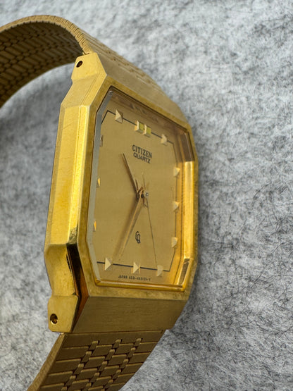 Citizen Quarz – April 1987 – achteckiges Gehäuse, goldfarben – ungetragen mit Originalarmband
