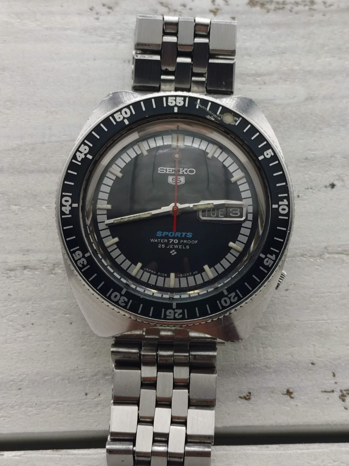 Seiko 5 Sports 6106-8120 – Kaliber 6106, Suwa Seikosha – drehbare Lünette, „Water 70 Proof" – September 1968 – frisch revidiert