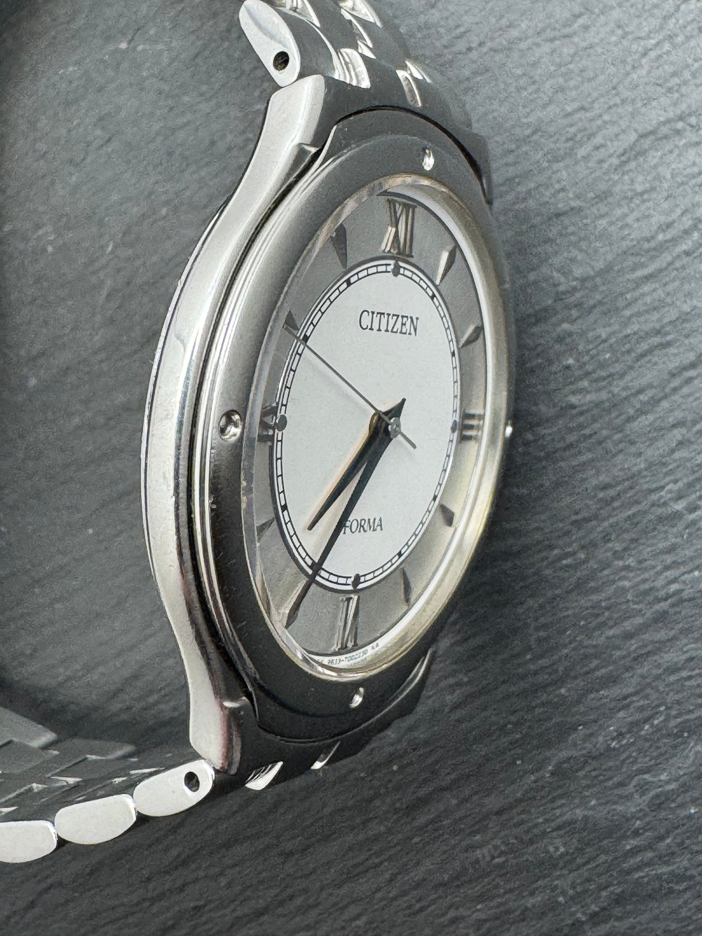 Citizen Forma – Ultra-flache JDM Dresswatch, ANTIMAG 4800 (März 1994)
