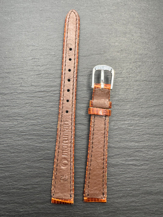 maruman – Vintage NOS Rindlederband mit Eidechsen-Prägung (Lizard-Optik) in Cognacbraun, 12 mm, silberfarbene Schließe, mit Box (Japan)