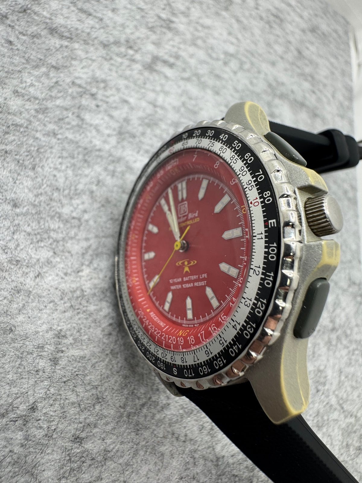 Citizen Thunder Bird - JDM Radio Controlled Watch with Red Dial - Quartz