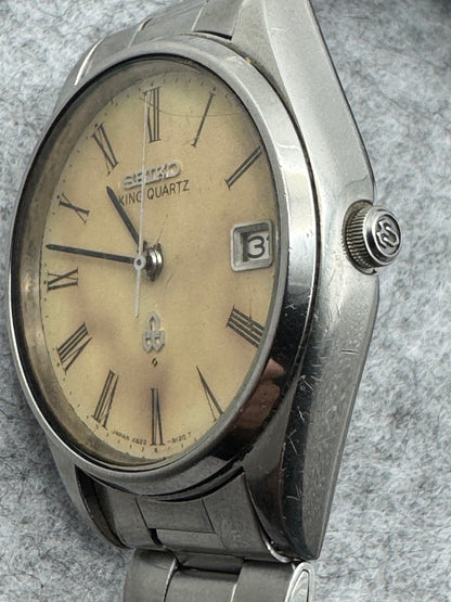 Seiko King Quartz 4822-8110 – April 1977 – römische Ziffern, cremefarbenes Zifferblatt – Originalarmband