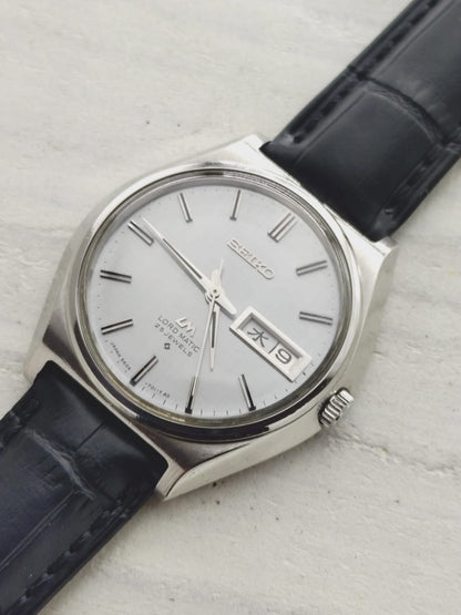 Seiko Lord Matic 5606-7010 – June 1969 – Linen Dial, Day/Date – "WATER PROOF" Caseback – Serviced